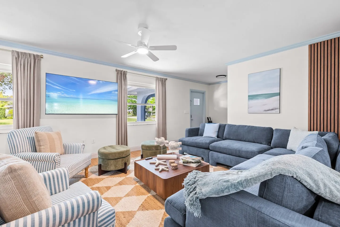 The Breezy Palm: open living room