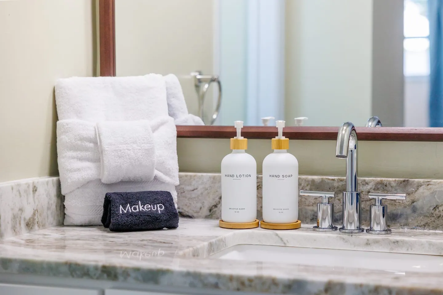 The Breezy Palm: bathroom amenities