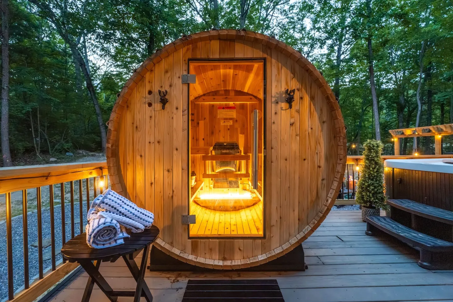 Honey Hollow: cedar barrel sauna on the deck