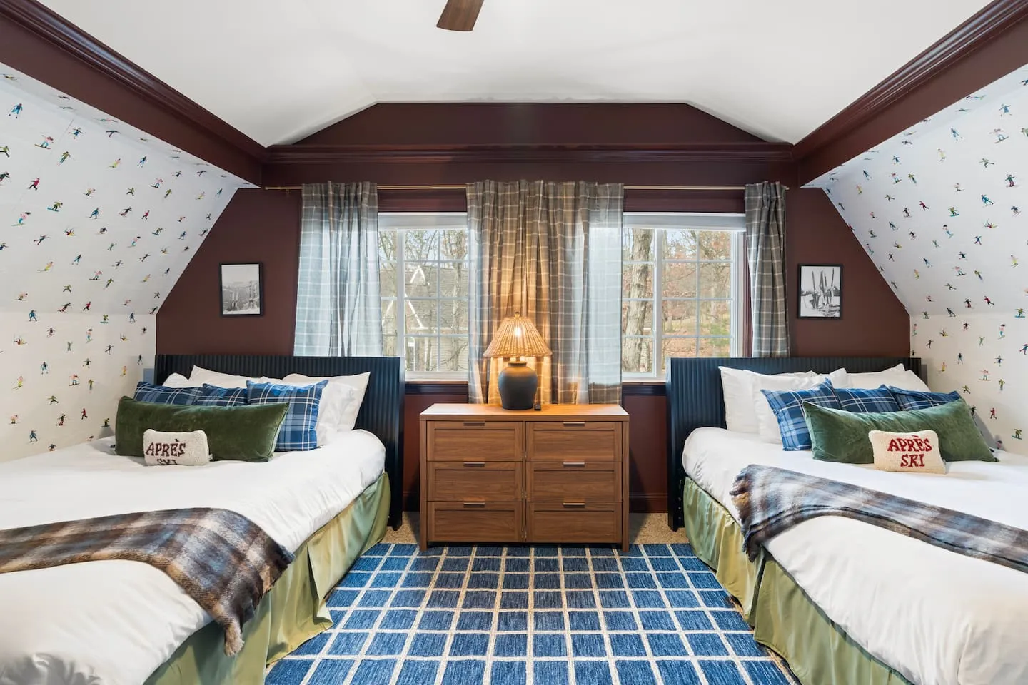 Honey Hollow: bedroom with two beds and blackout curtains