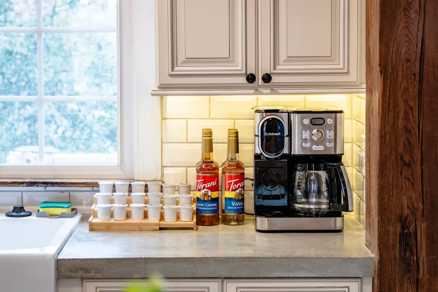 Honey Hollow: coffee station